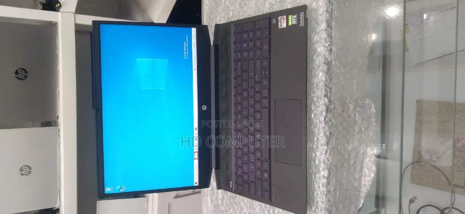 New Laptop HP Pavilion 15 8GB AMD Ryzen 5 SSD 512GB