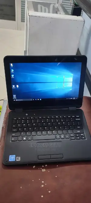 Photo - New Laptop Lenovo ThinkPad Yoga 4GB Intel Pentium SSD 256GB