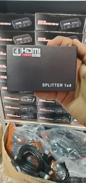 Photo - HDMI Splitter