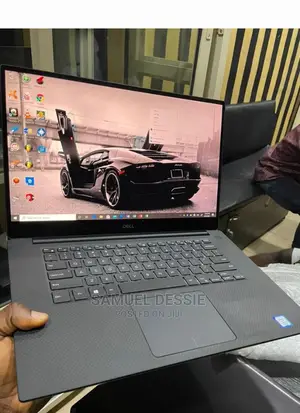 New Laptop Dell XPS 15 16GB Intel Core I7 SSD 512GB