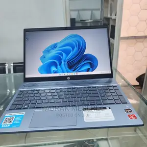 Photo - New Laptop HP 8GB AMD Ryzen 7 SSD 256GB