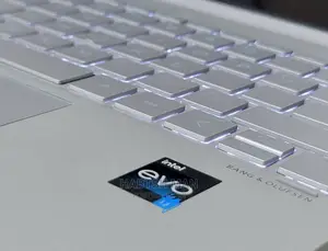 New Laptop HP Envy X360 8GB Intel Core I7 SSD 512GB