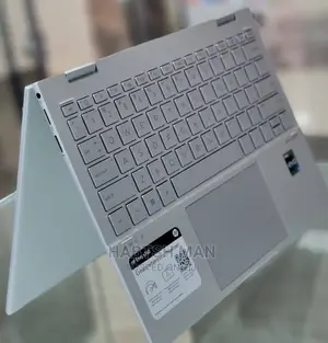 New Laptop HP Envy X360 8GB Intel Core I7 SSD 512GB