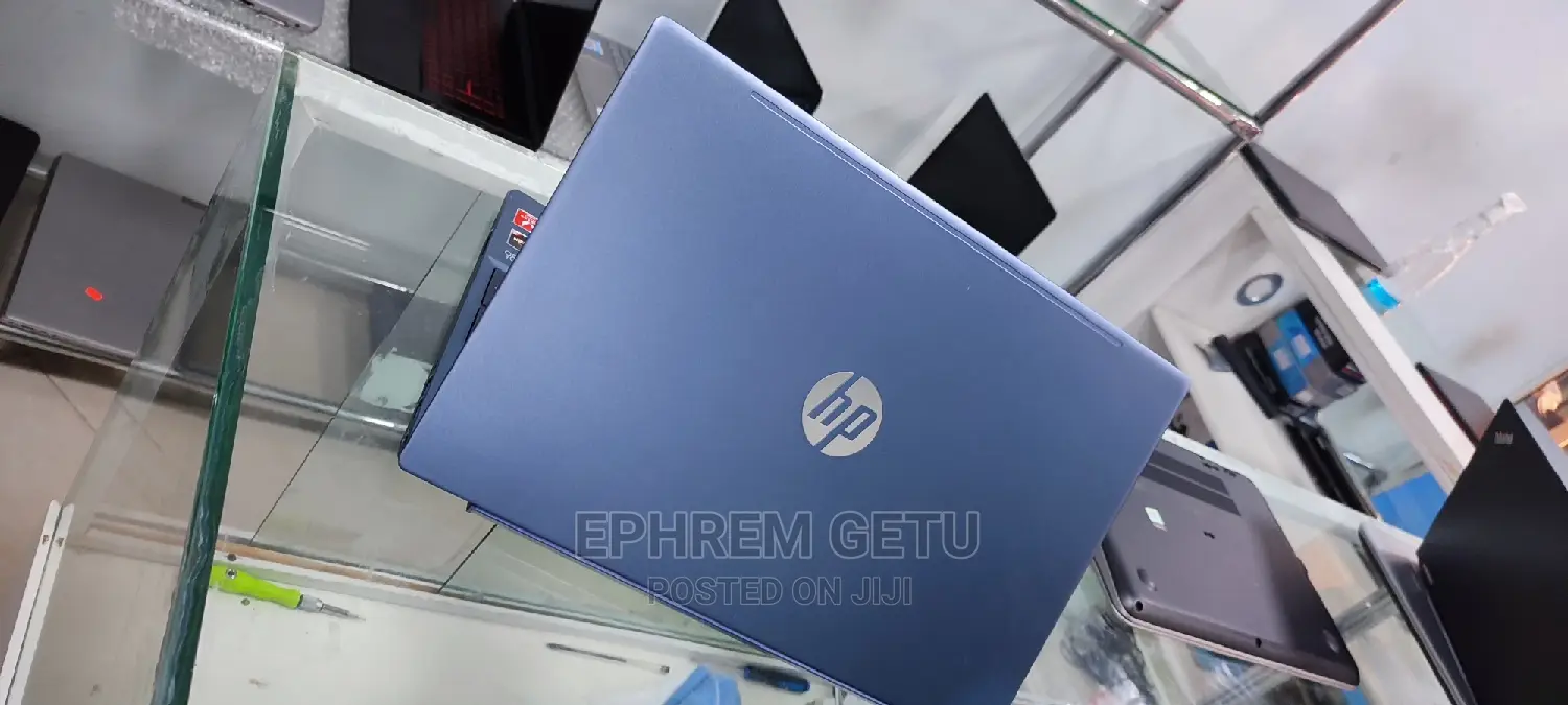 New Laptop HP Pavilion 15 8GB AMD Ryzen 5 SSD 256GB