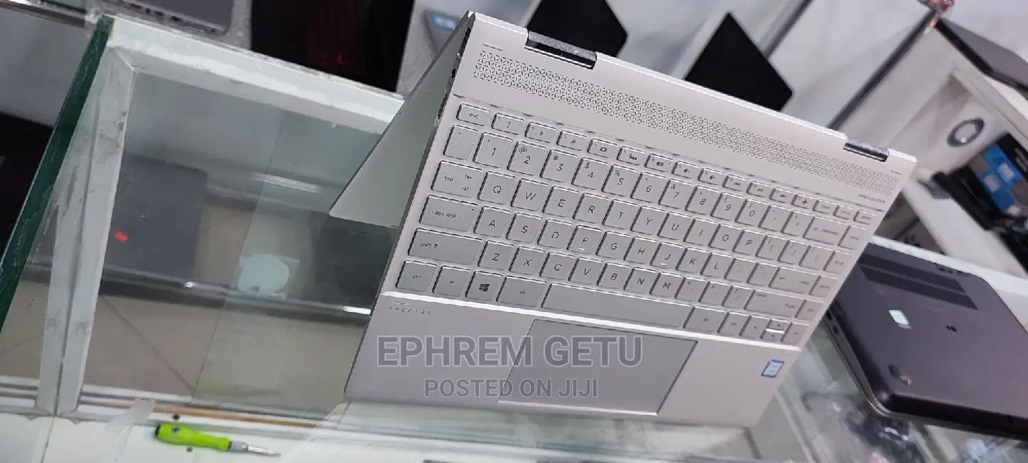 New Laptop HP Spectre 14 16GB Intel Core I7 SSD 512GB