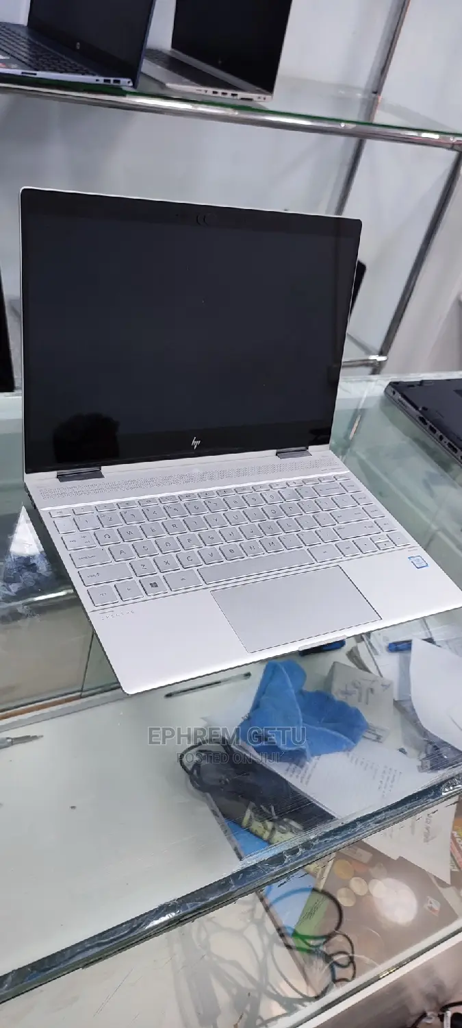 New Laptop HP Spectre 14 16GB Intel Core I7 SSD 512GB