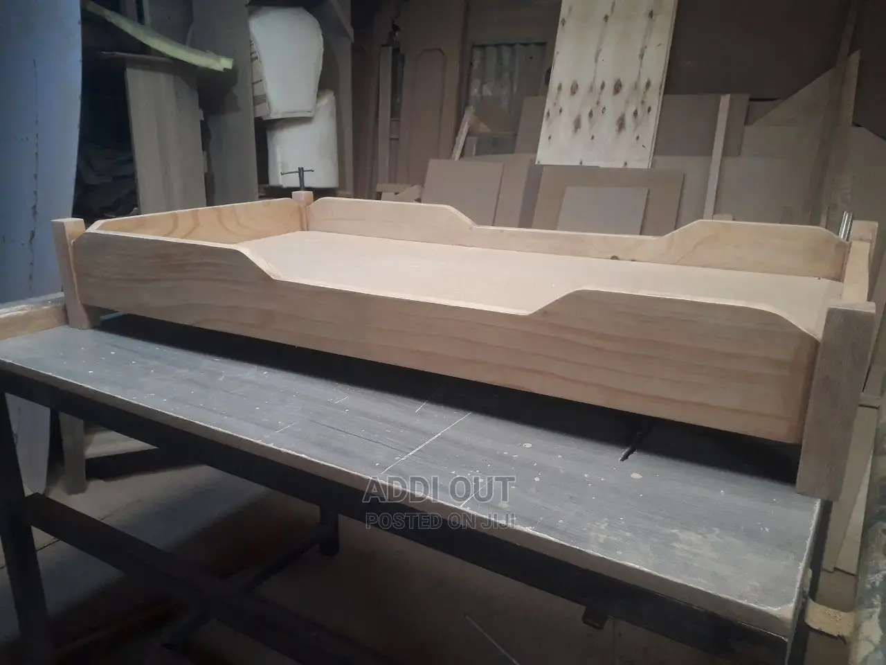 ለህፃናት ማቆያ የሚሆኑ አልጋዎች