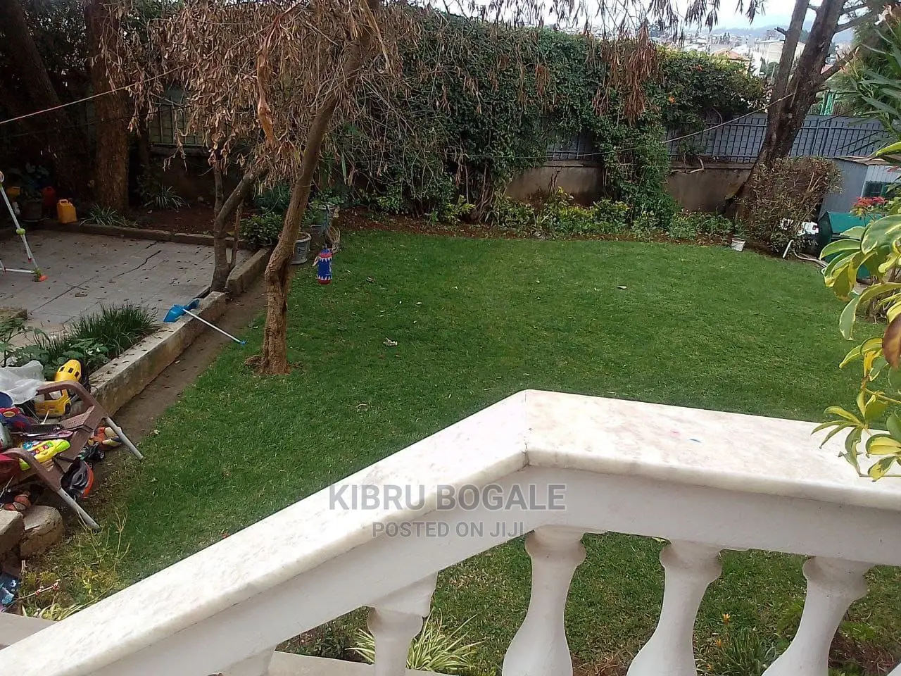 6bdrm House in Ayat, Bole for sale