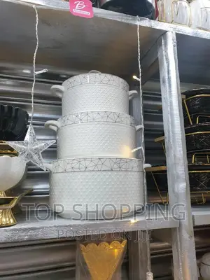 ባለ ሶስት ሸክላ የወጥ ማቅረቢያ (Bowl)