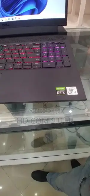 New Laptop Dell Inspiron 15 16GB Intel Core I7 SSD 512GB