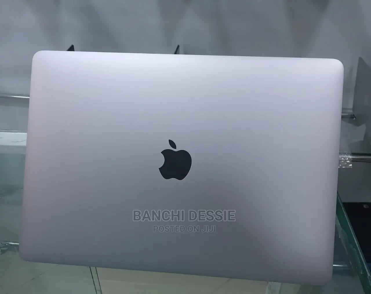 New Laptop Apple MacBook Pro 16GB Intel Core I5 SSD 512GB