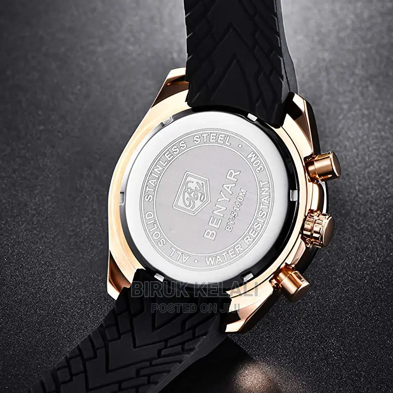 Circular Benyar Luxurg Watch