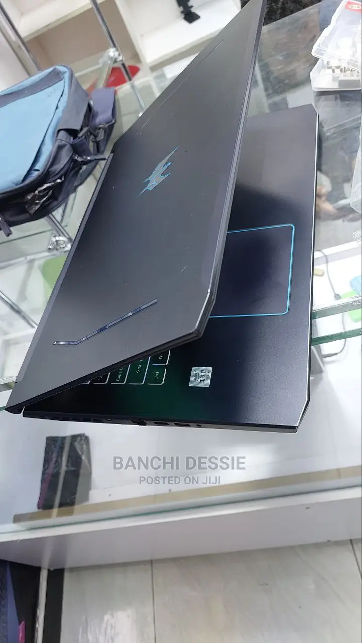 New Laptop Acer Predator Helios 300 16GB Intel Core I7 SSD 512GB