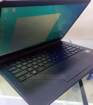 New Laptop HP 8GB AMD Ryzen SSD 256GB