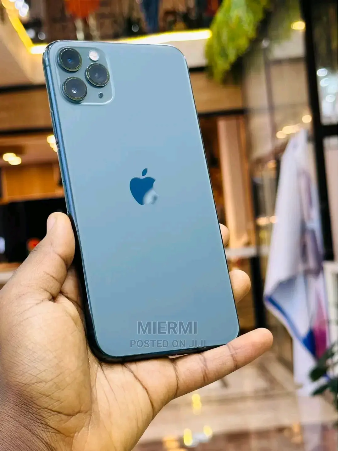 New Apple iPhone 11 Pro Max 512 GB Green