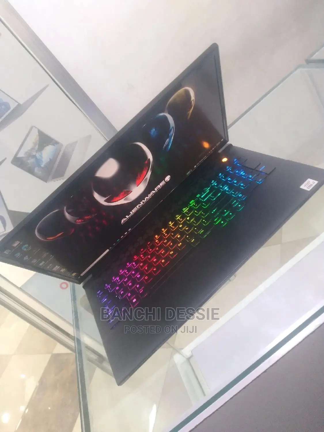 New Laptop Alienware M17x R2 16GB Intel Core I7 SSD 1T