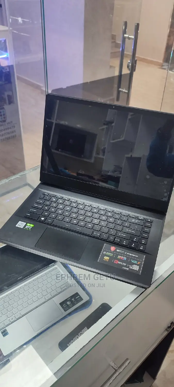 New Laptop MSI GP75 Leopard 16GB Intel Core I7 SSD 1T