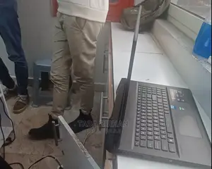 New Laptop MSI GP75 Leopard 16GB Intel Core I7 SSD 1T