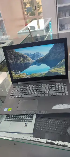 New Laptop Lenovo Ideapad 3 8GB Intel Core I7 HDD 1T