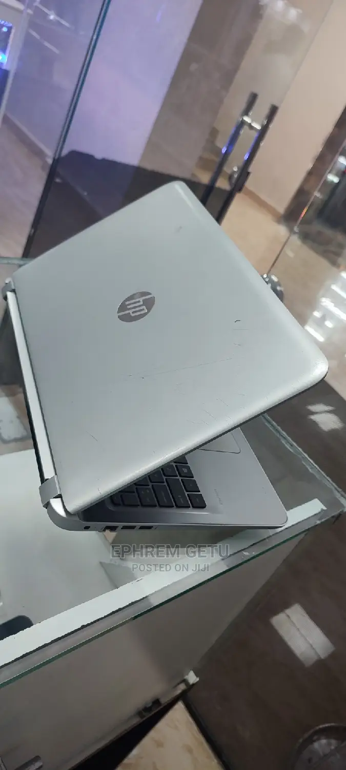 Laptop HP Pavilion 15 8GB Intel Core I7 HDD+SSD 1T