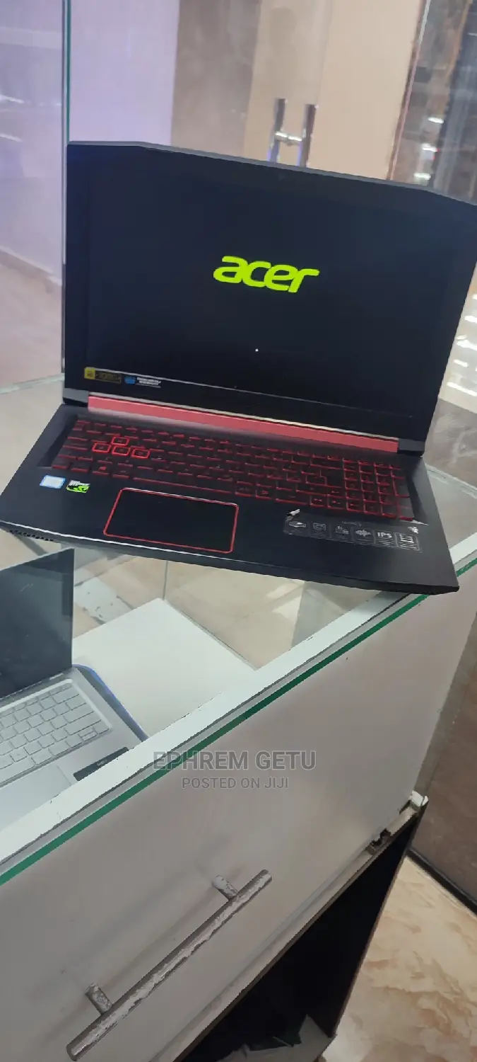 New Laptop Acer Aspire 5 8GB Intel Core I7 SSD 512GB