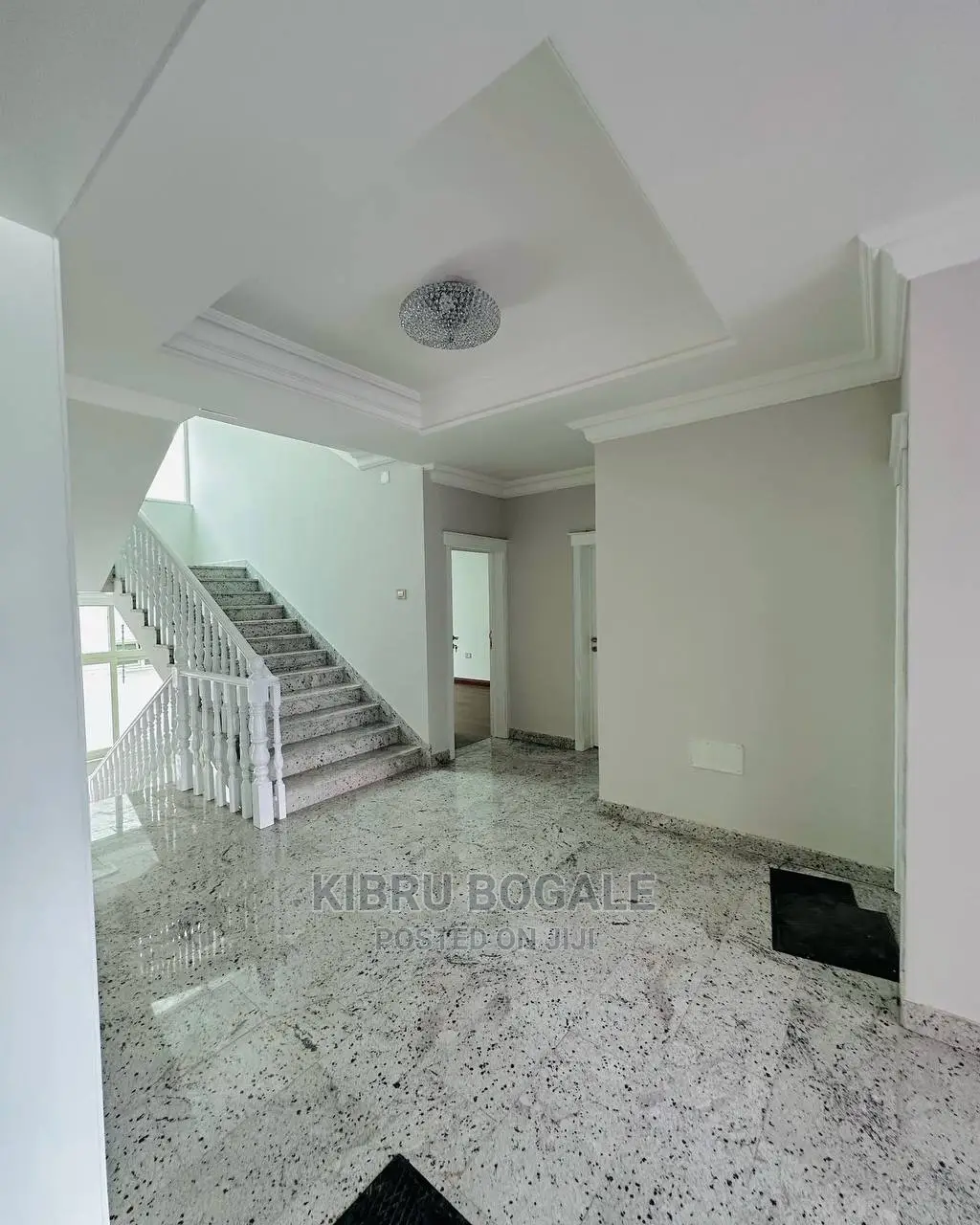 9bdrm House in Ayat, Bole for Sale