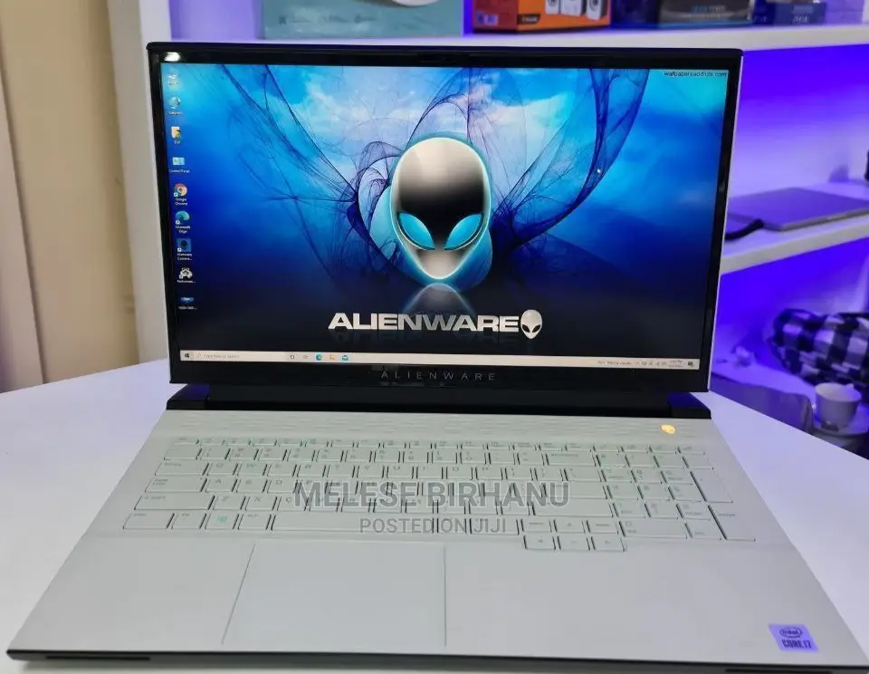 New Laptop Alienware M17x R2 32GB Intel Core I7 SSD 2T
