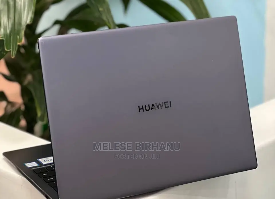 New Laptop Huawei Matebook D 15 8GB Intel Core I5 SSD 512GB