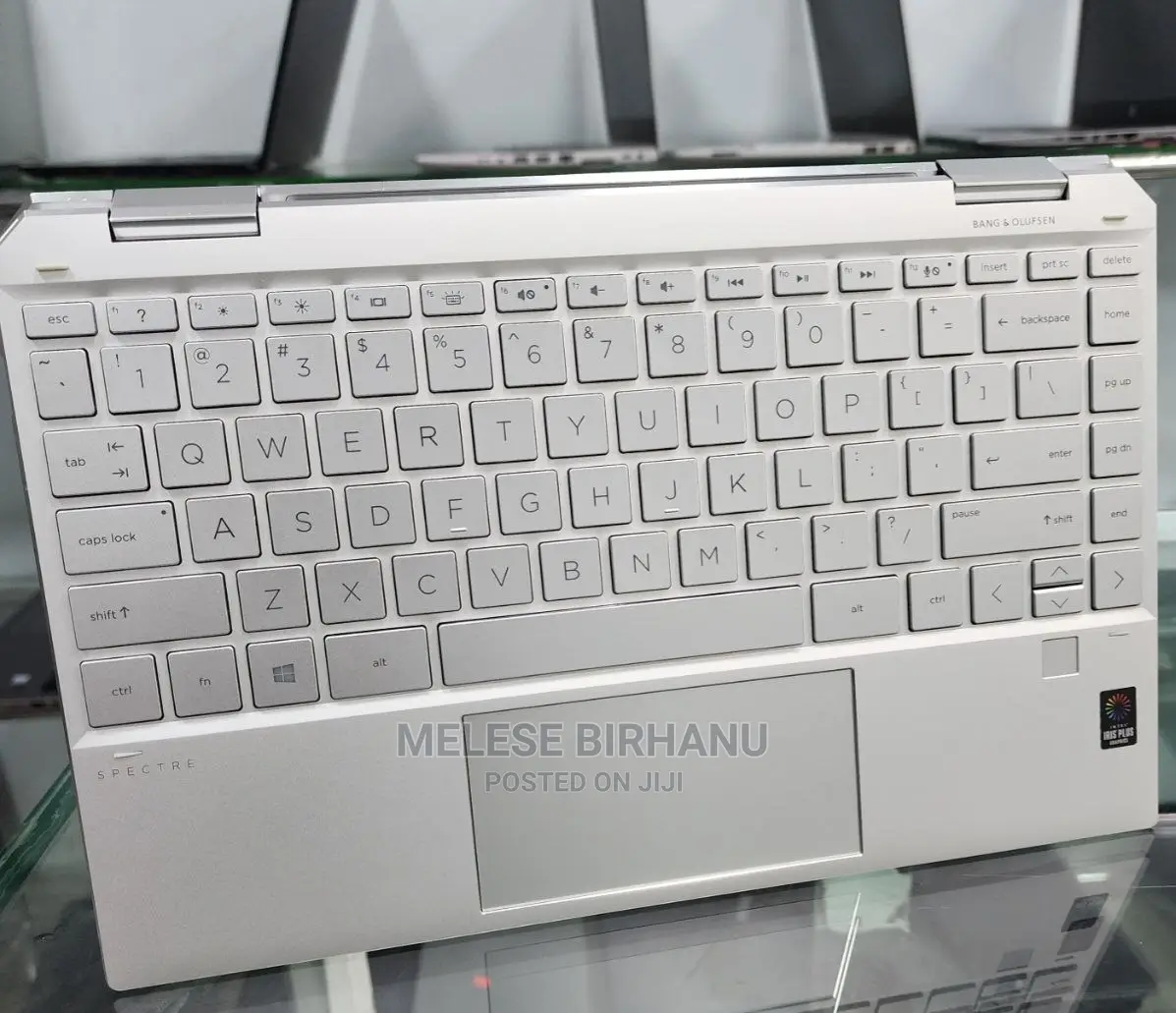 New Laptop HP Spectre 14 8GB Intel Core I5 SSD 256GB