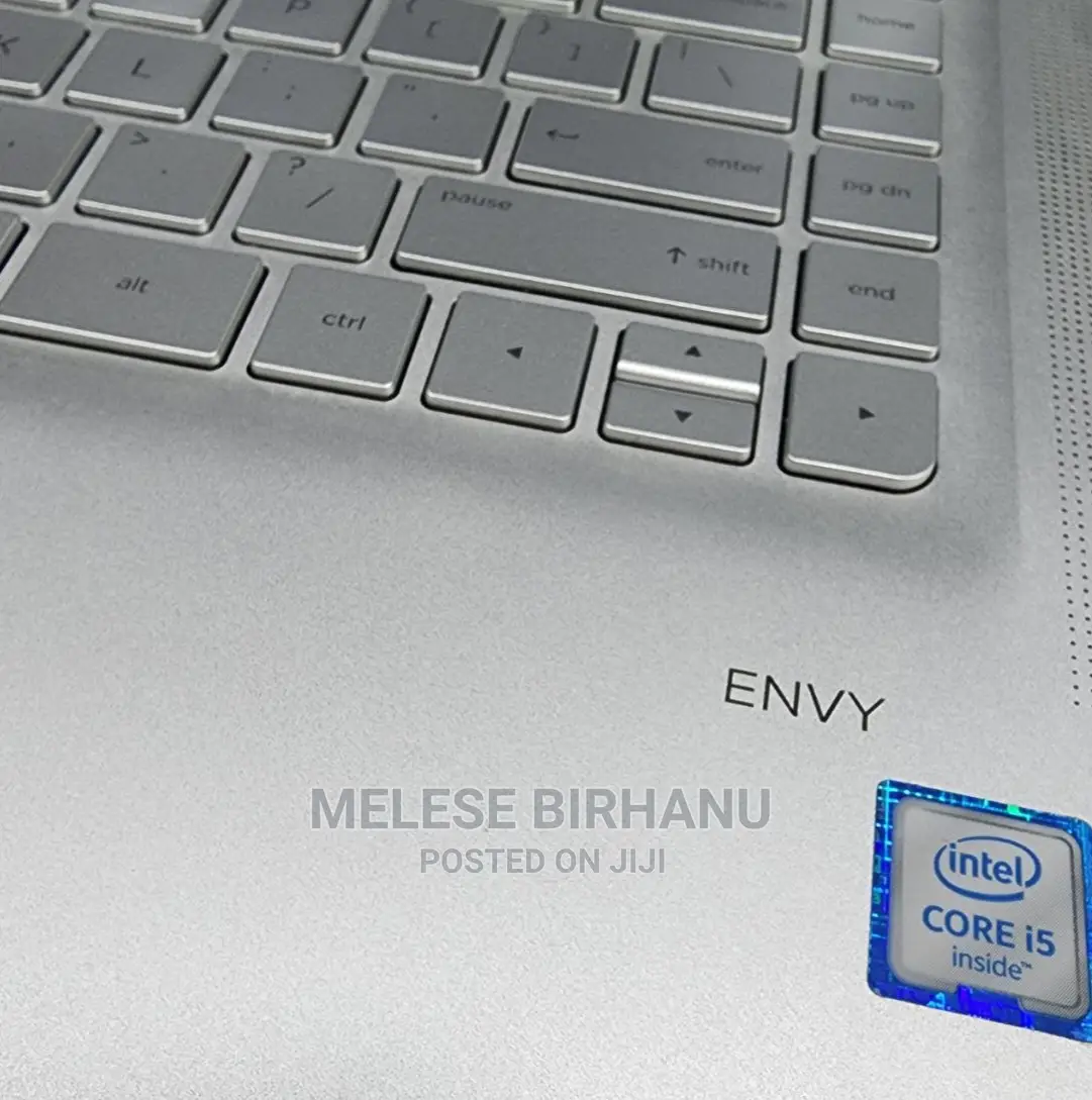 New Laptop HP Envy 13 8GB Intel Core I5 HDD 1T