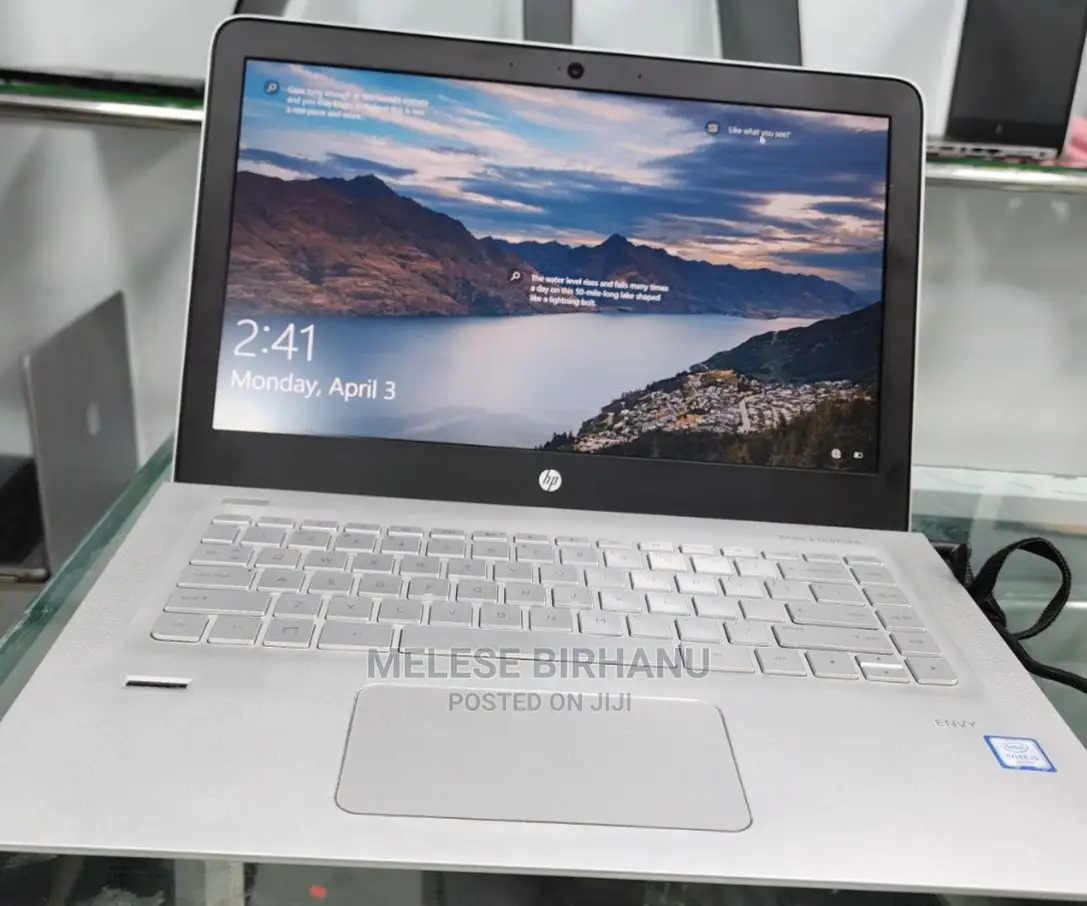 New Laptop HP Envy 13 8GB Intel Core I5 HDD 1T