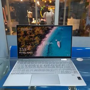 Photo - New Laptop HP Spectre 8GB Intel Core I5 SSD 256GB