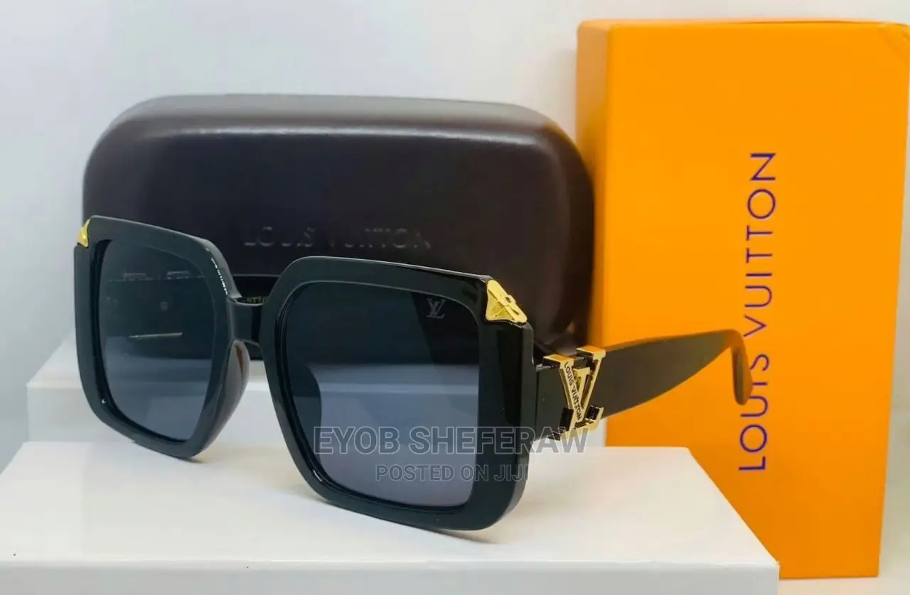 International Brands Sunglass