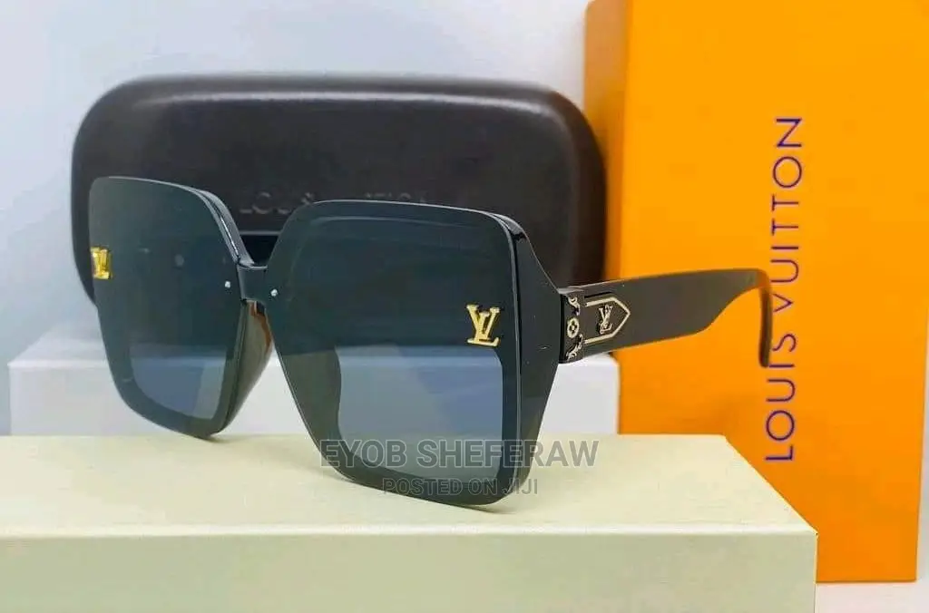 International Brands Sunglass