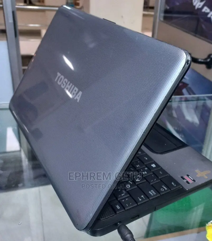 Laptop Toshiba Satellite C55 4GB Intel Pentium HDD 500GB