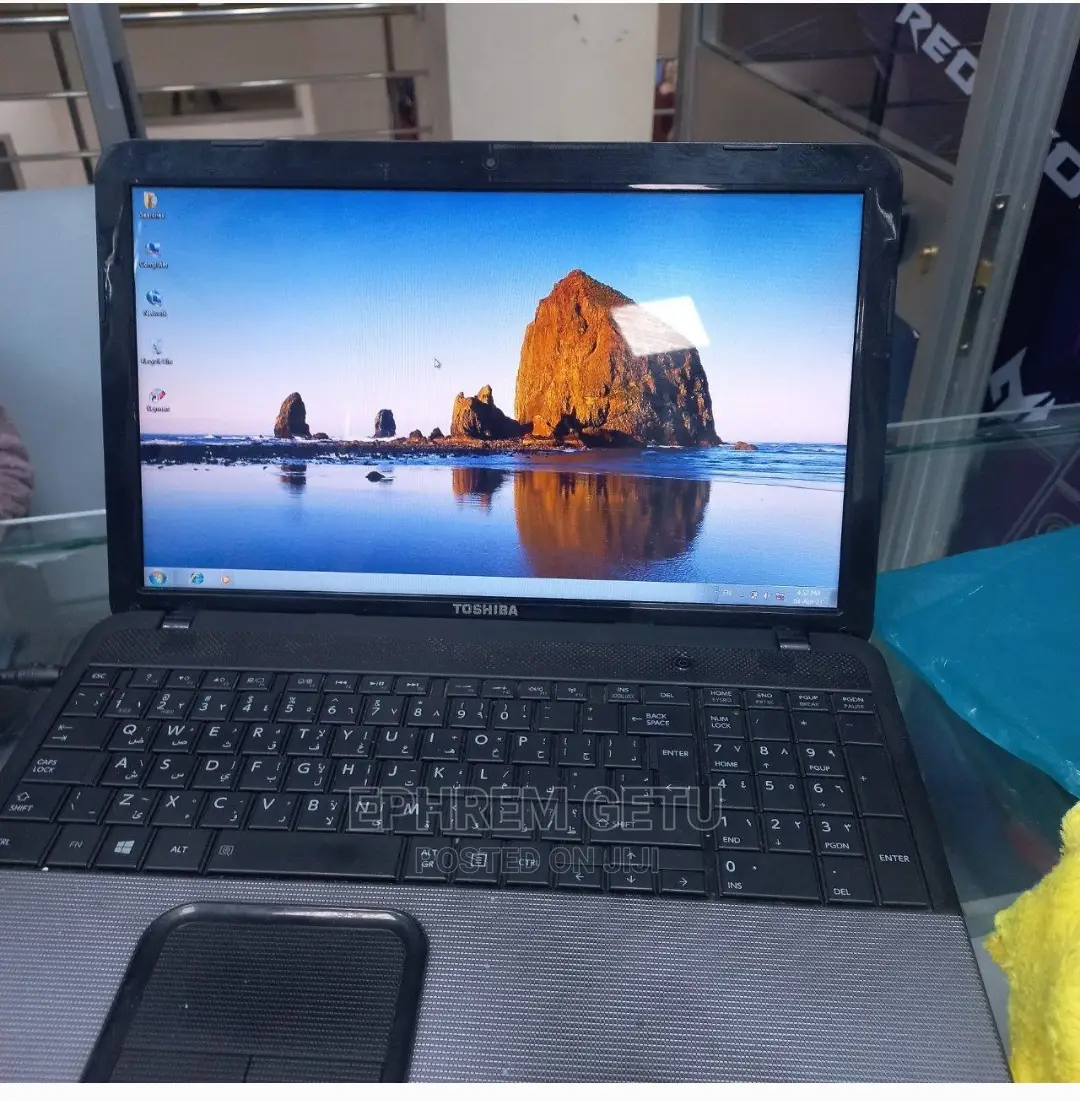 Laptop Toshiba Satellite C55 4GB Intel Pentium HDD 500GB