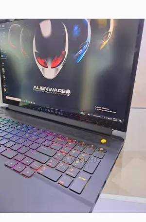 New Laptop Alienware M17x R2 32GB Intel Core I7 SSD 1T