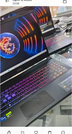 New Laptop MSI Katana GF76 16GB Intel Core I7 SSD 1T