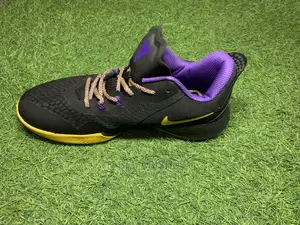 Photo - Nikezoom Size 40