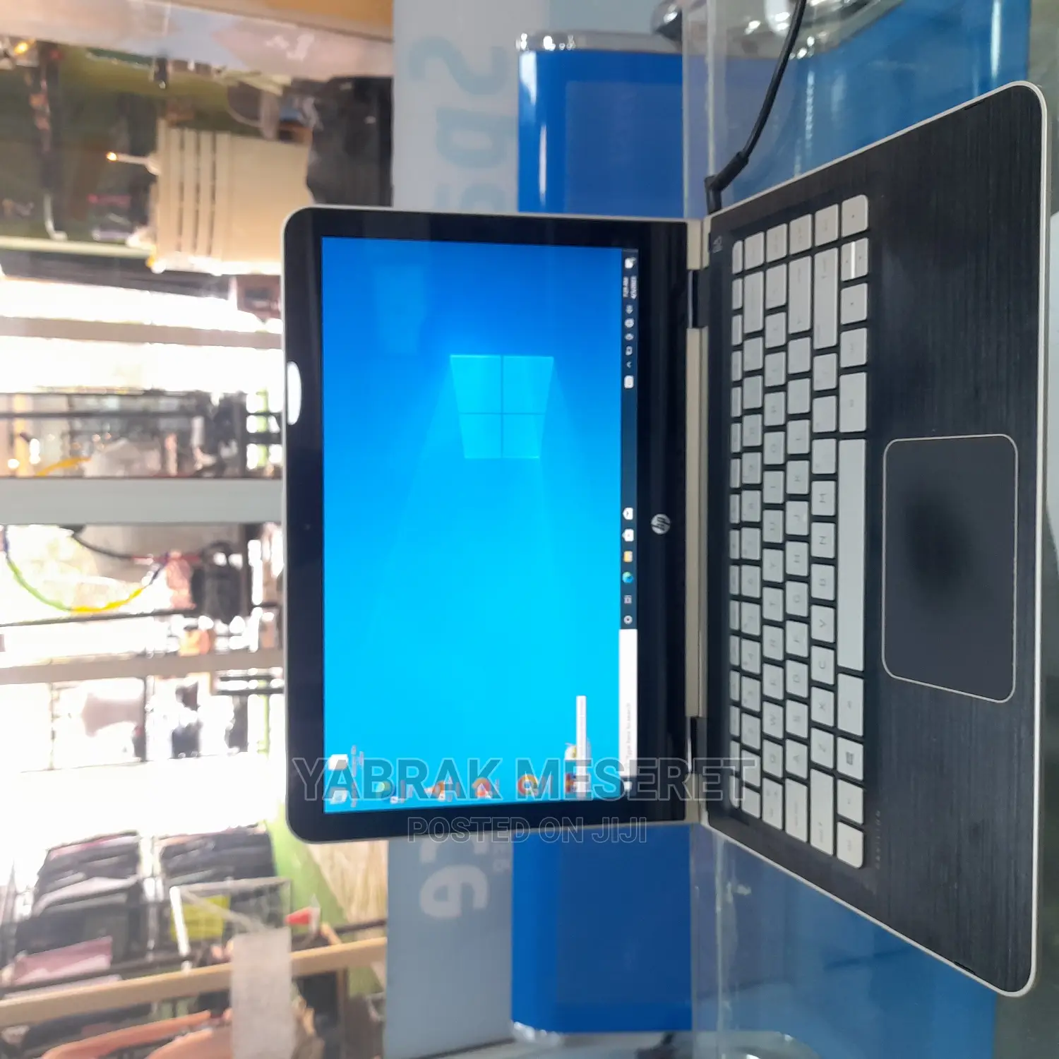 New Laptop HP Pavilion X360 8GB Intel Core I5 SSD 256GB