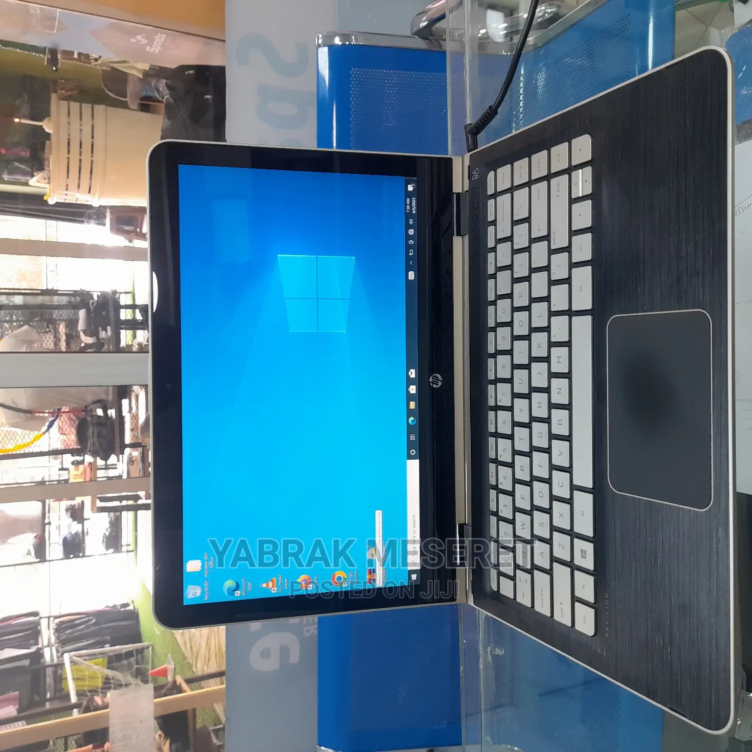 New Laptop HP Pavilion X360 8GB Intel Core I5 SSD 256GB