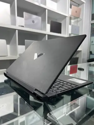 New Laptop HP Pavilion 15 8GB Intel Core I5 SSD 512GB