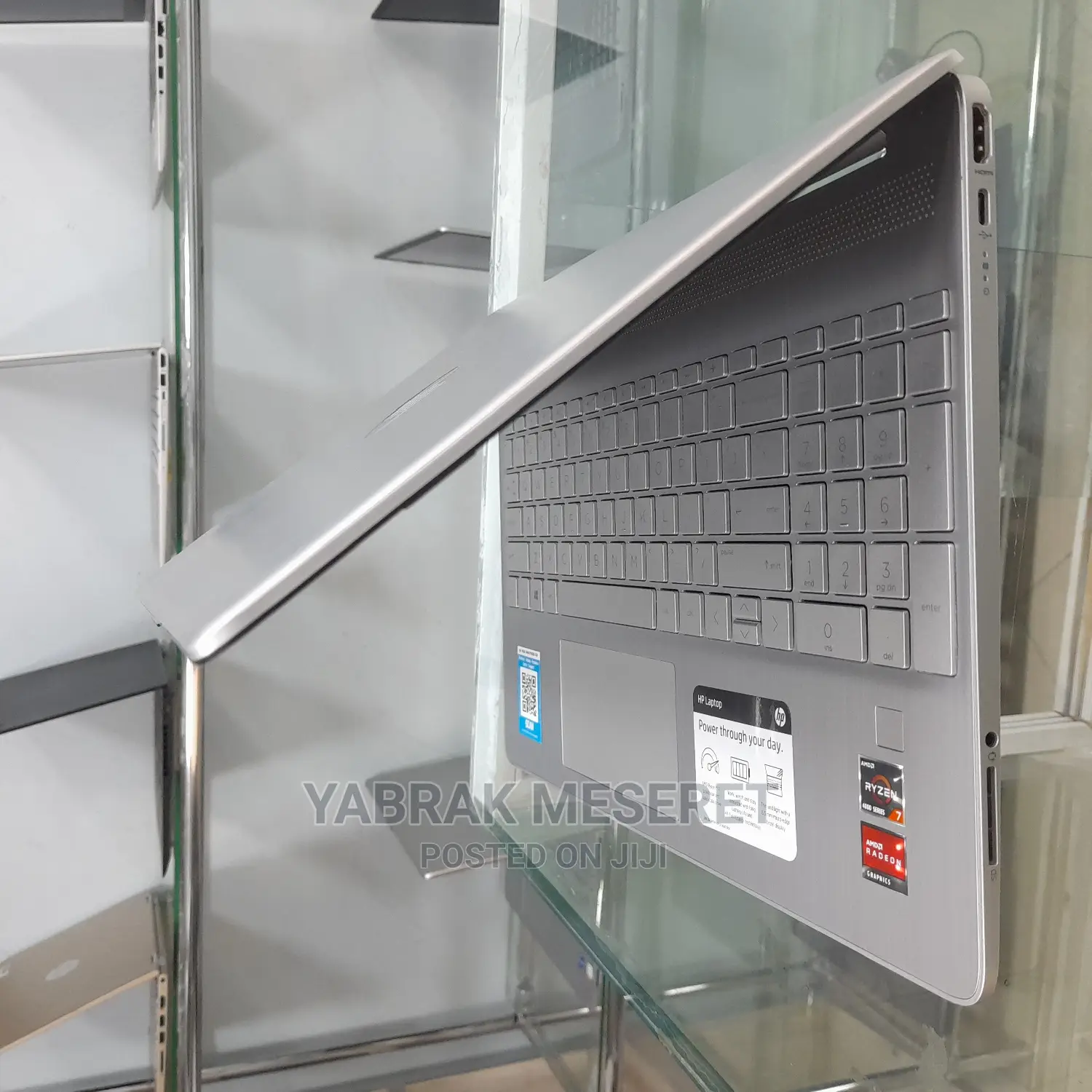 New Laptop HP 8GB AMD Ryzen 7 SSD 512GB