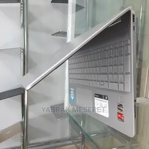 New Laptop HP 8GB AMD Ryzen 7 SSD 512GB