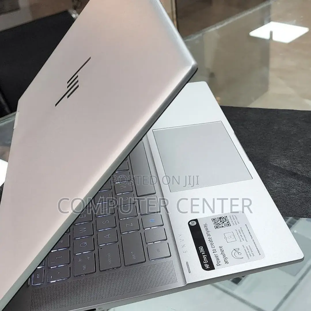 New Laptop HP Envy X360 16GB Intel Core I7 SSD 1T