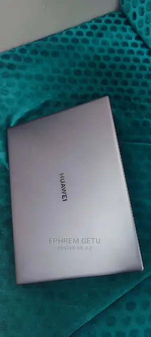 Photo - New Laptop Huawei MateBook 13 WRT-W19E 8GB Intel Core I5 SSD 512GB