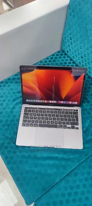 New Laptop Apple MacBook Pro M1 8GB Apple M1 Pro SSD 256GB