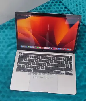 New Laptop Apple MacBook Pro M1 8GB Apple M1 Pro SSD 256GB