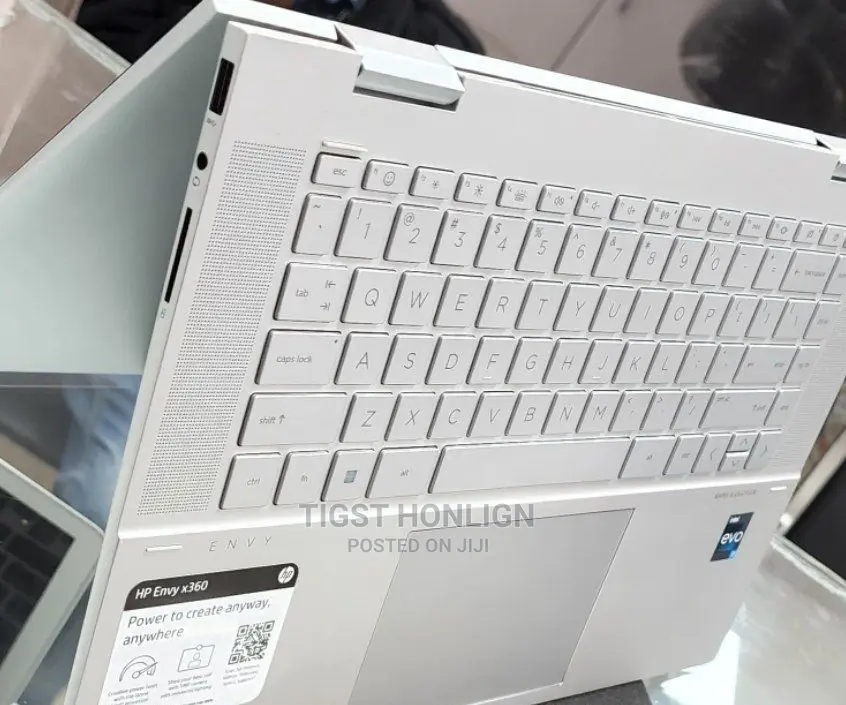 New Laptop HP Envy X360 16GB Intel Core I7 SSD 1T