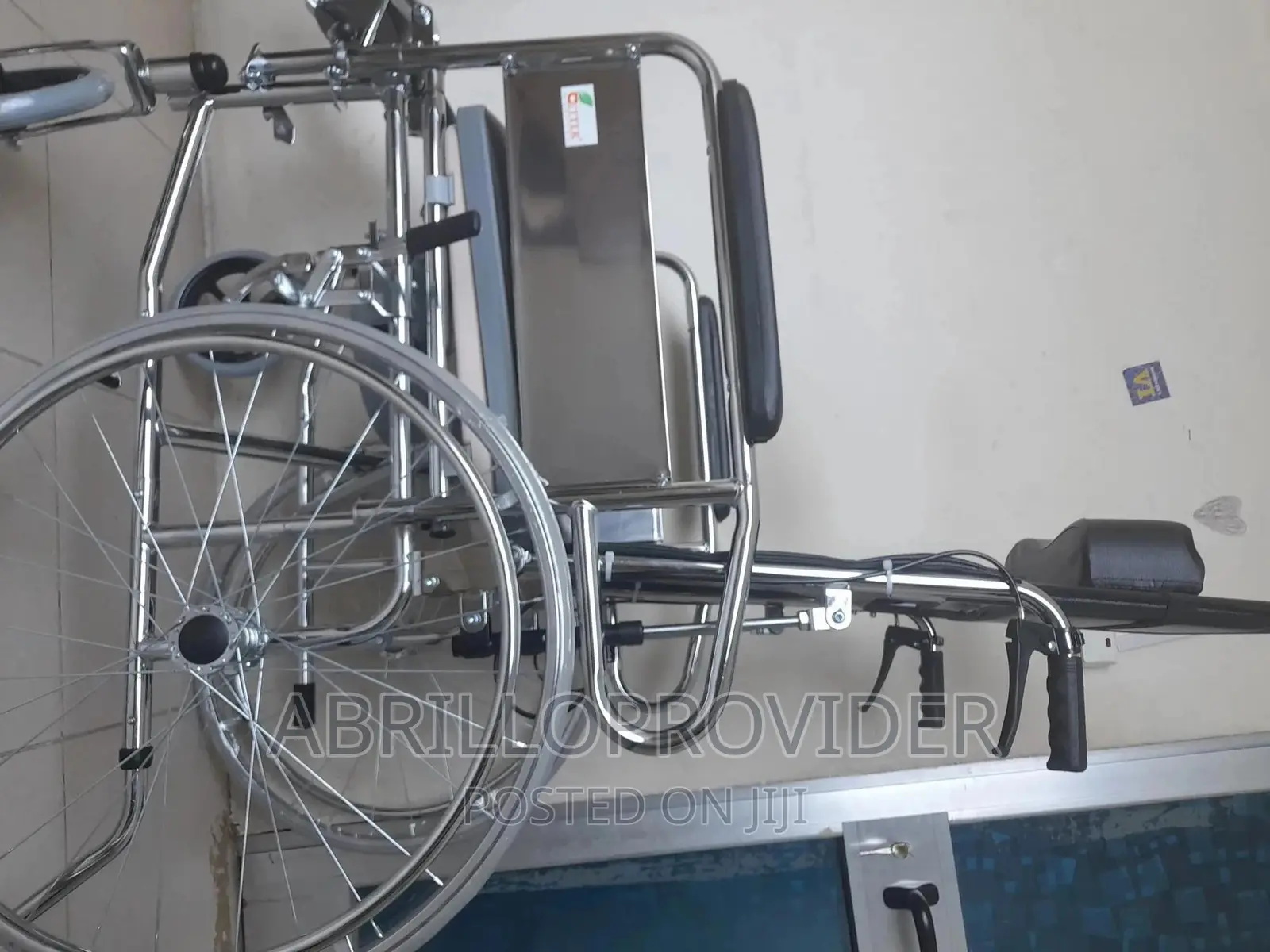 Lightweight Durable Recliner Portable Wheelchair COMMODE